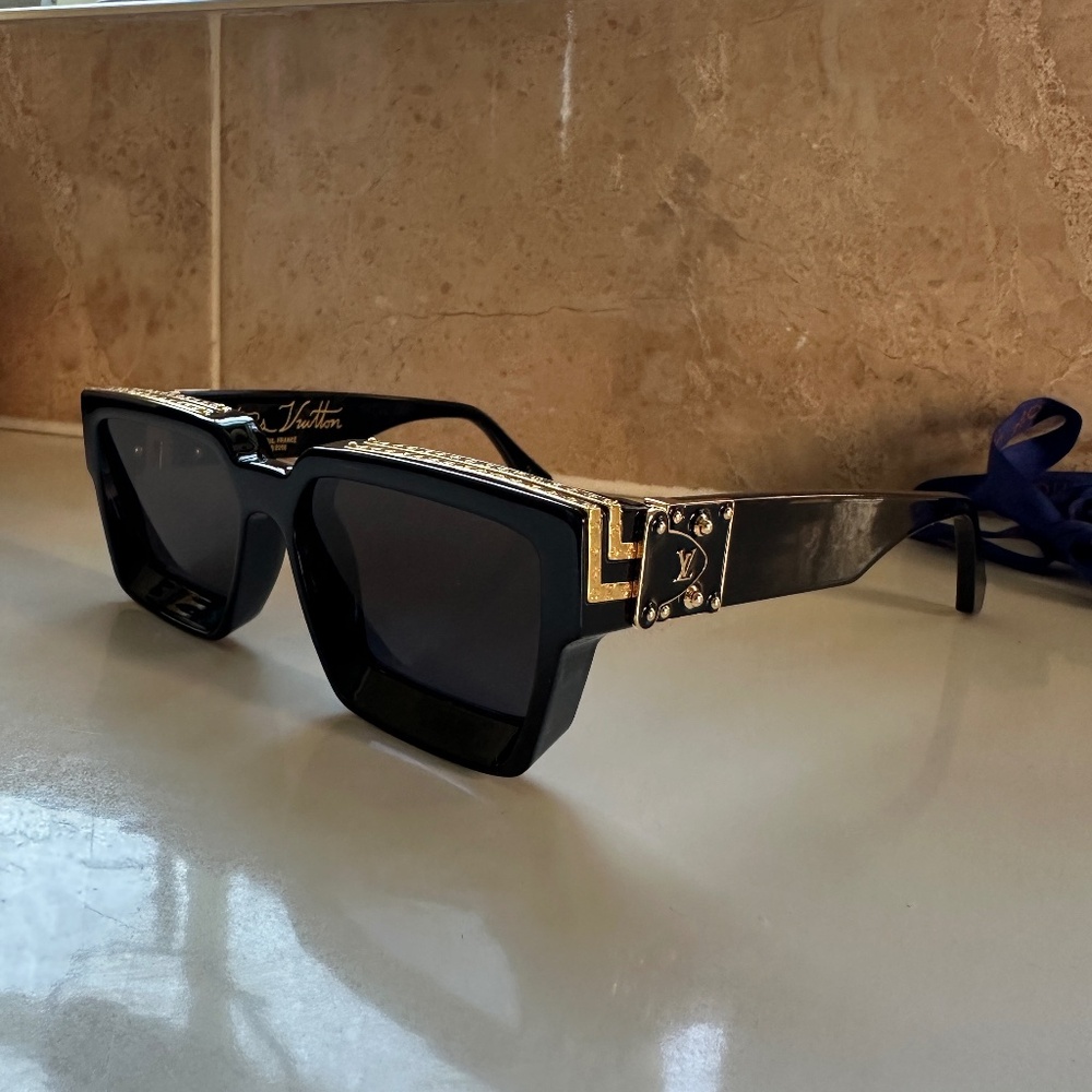 Louis Vuitton 1.1 Millionaires Sunglasses (Black)
